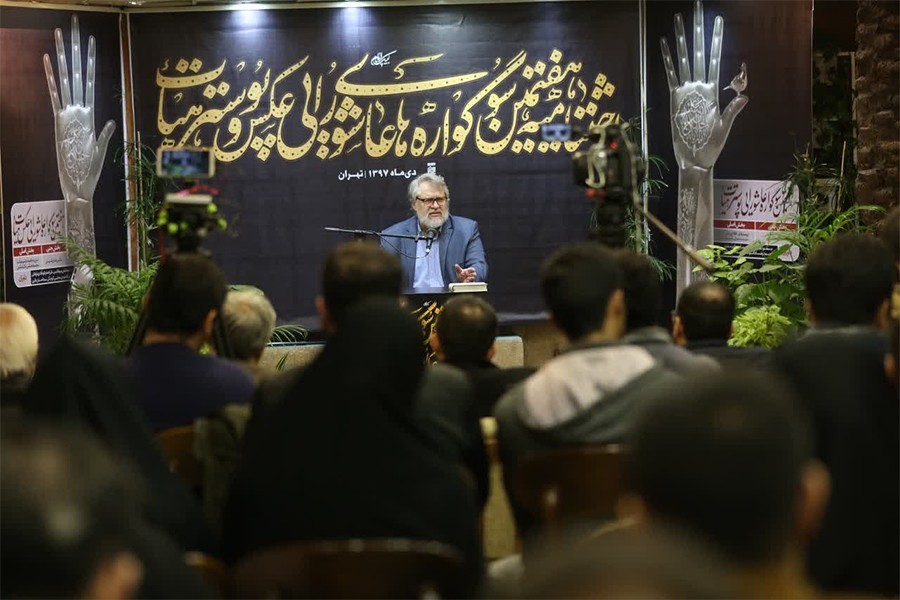 هنرمندان انقلابی از هنر برای صدور انقلاب...