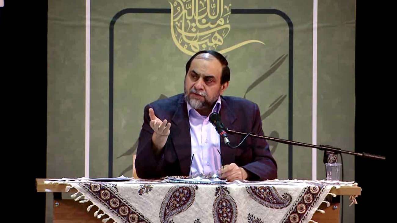 با پرچم‌‌حسین(ع)، بزرگترین‌قدرت‌های‌جهان به‌پایین کشیده‌خواهند‌شد