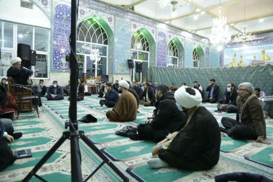نشست تخصصی ستایشگران قزوین با حضور استاد میرزامحمدی