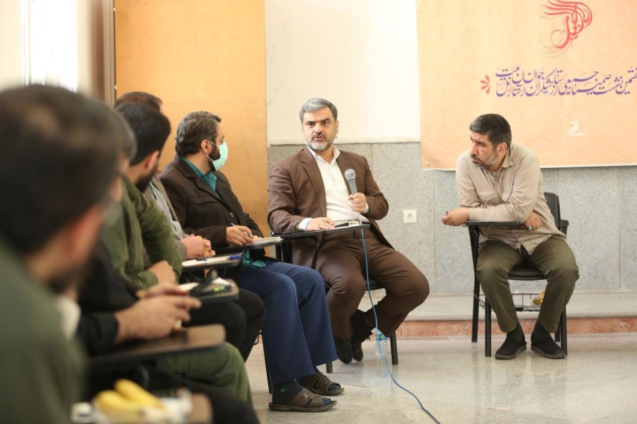 گزارش تصویری | هفتمین نشست صمیمانه جمعی از ستایشگران جوان اهل‌بیت(ع)