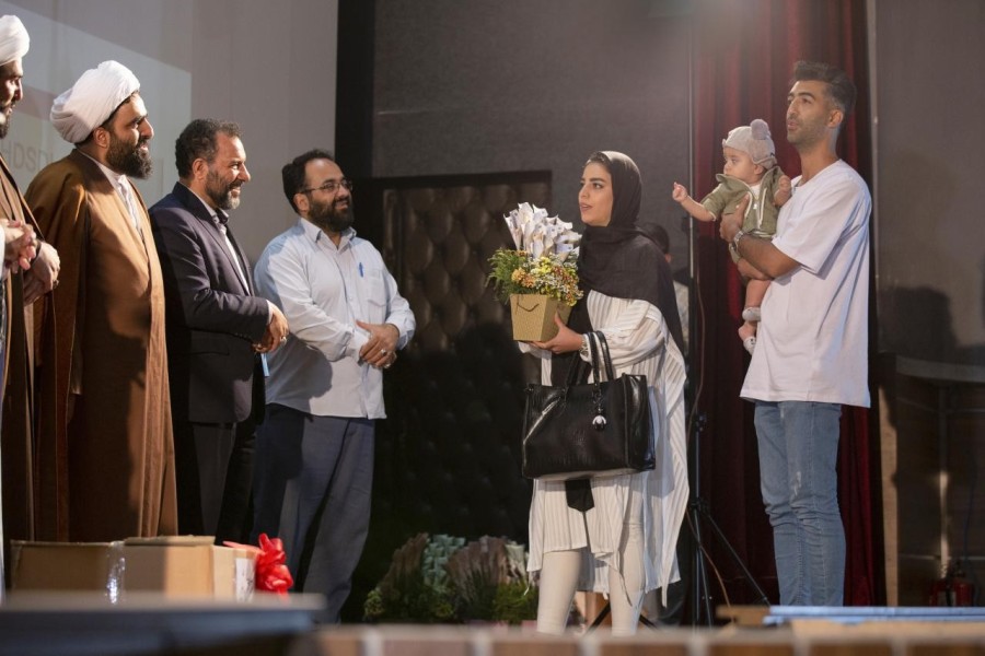 گزارش دوم | آیین اختتامیه پویش‌ملی‌کتاب‌خوانی مثبت سه