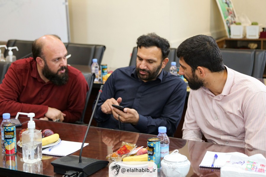گزارش تصویری دوم - نهمین نشست صمیمانه جمعی از ستایشگران جوان اهل‌بیت(ع)