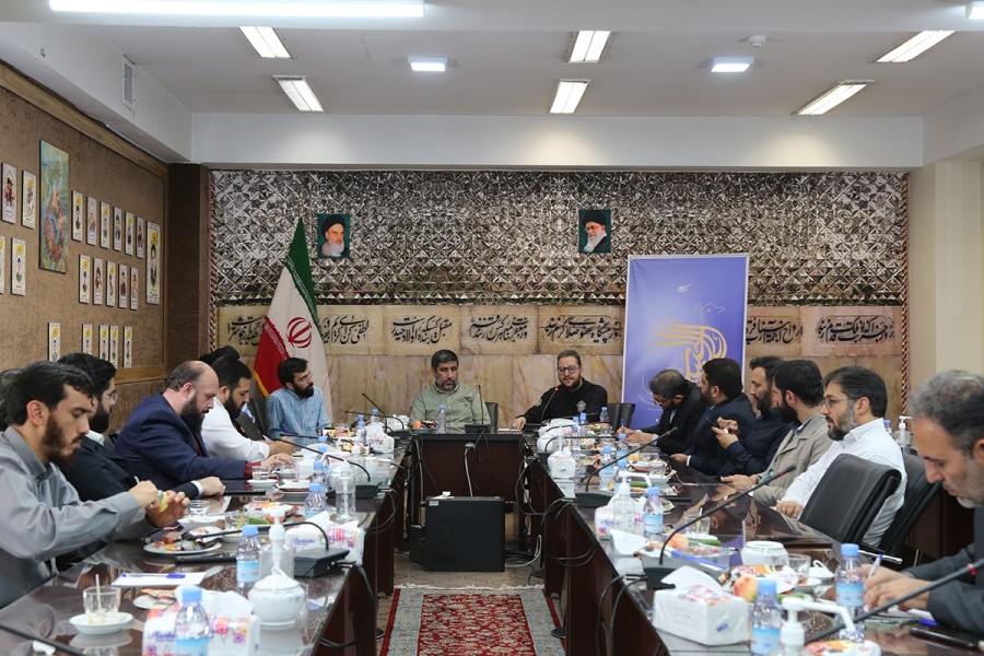 گزارش تصویری اول - نهمین نشست صمیمانه جمعی از ستایشگران جوان اهل‌بیت(ع)