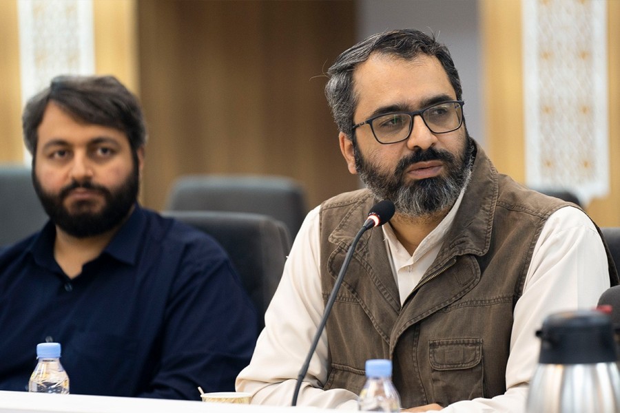 آبفروش: مداحان به عنوان تریبون دار در شهرستان‌ها، وظیفه جهاد تبیین دارند