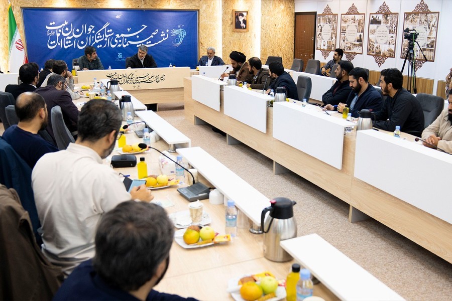 گزارش تصویری اول | دهمین نشست صمیمانه جمعی از ستایشگران جوان اهل‌بیت (ع)