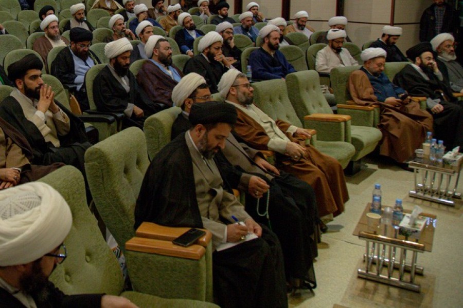 گزارش تصویری اول | هفتمین نشست صمیمانه جمعی‌از منبری‌های‌ جوان هیأت‌های کشور