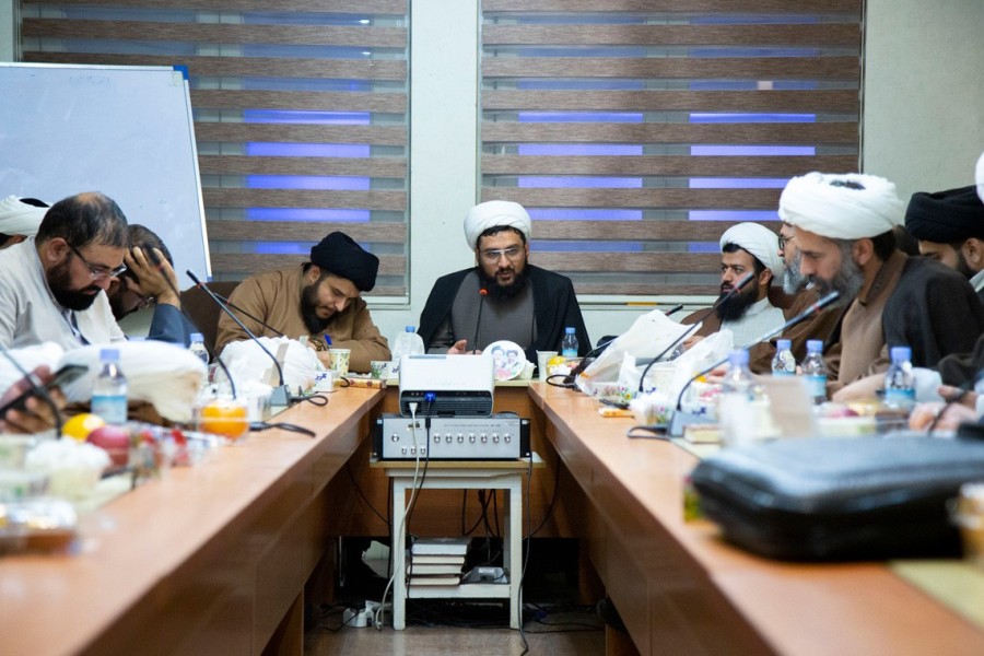 گزارش تصویری دوم | هفتمین نشست صمیمانه جمعی‌از منبری‌های‌ جوان هیأت‌های کشور