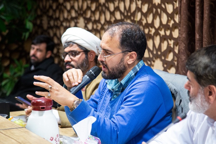 سومین نشست صمیمانه جمعی از ستایشگران جوان اهل‌بیت(ع) استان سمنان