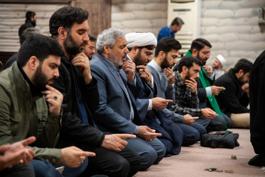 گزارش اول | یازدهمین نشست صمیمانه جمعی از ستایشگران جوان اهل‌بیت(ع)