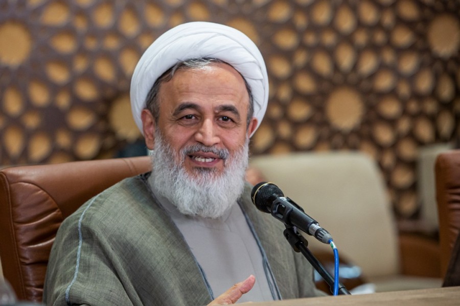 حجت الاسلام پناهیان: ادبیات اشتباه موجب دین‌گریزی مردم شده است