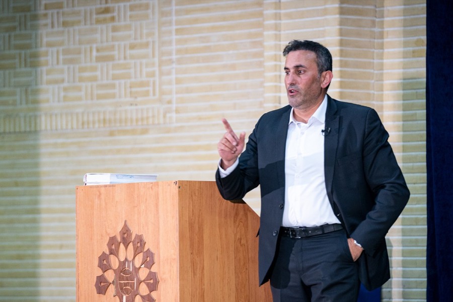 شهرام توانا: چگونه با شهرداری‌ها قرارداد پسماند ببندیم