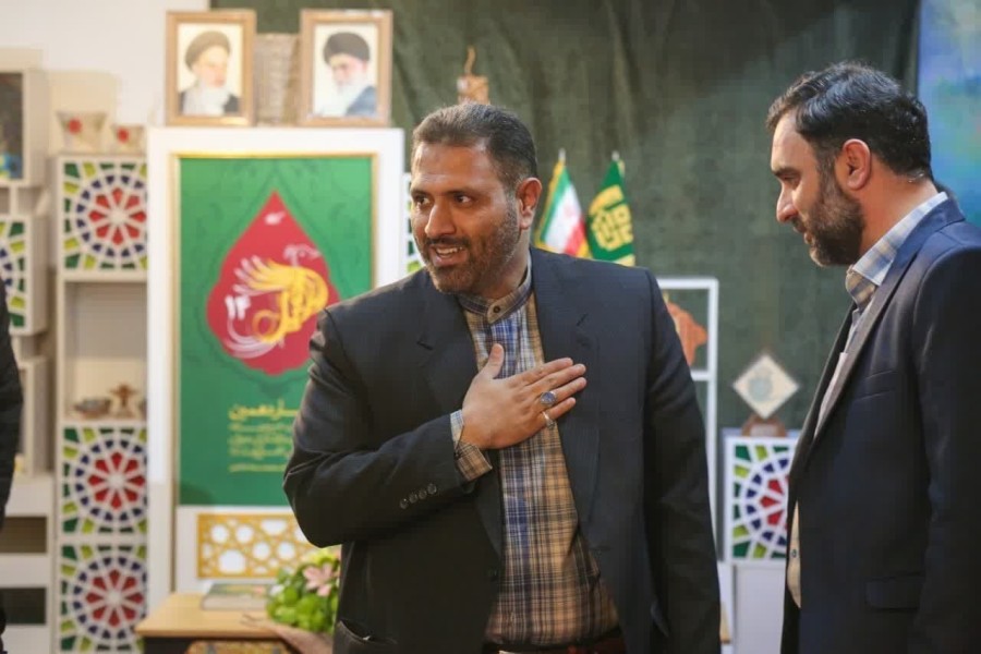 چهاردهمین نشست صمیمانه جمعی‌‌ از ستایشگران جوان اهل‌بیت(ع)