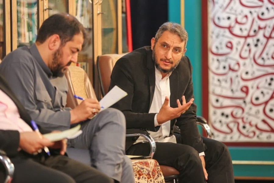 چهاردهمین نشست صمیمانه جمعی‌‌ از ستایشگران جوان اهل‌بیت(ع)