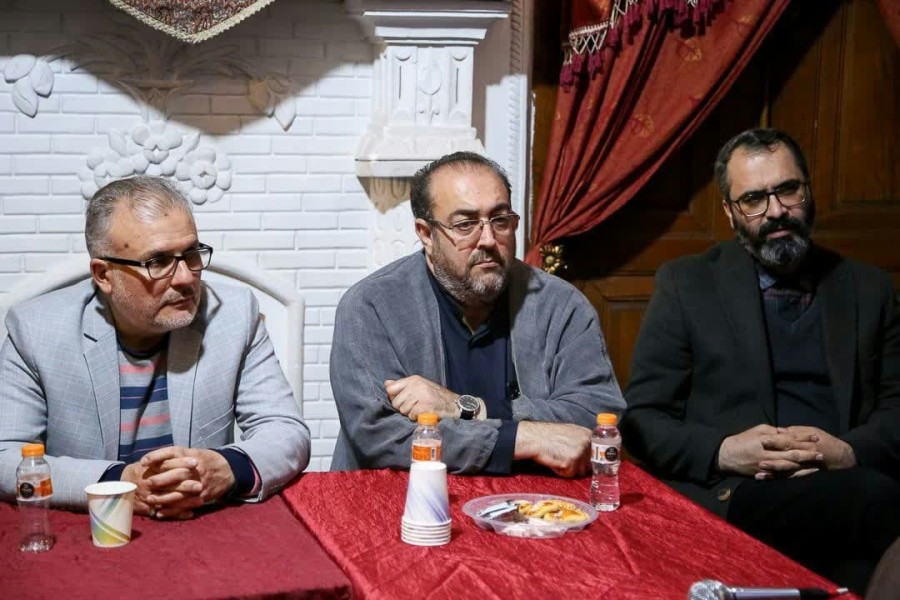 چهارمین نشست‌صمیمانه جمعی‌ازستایش‌گران‌جوان آستان‌اهل‌بیت(ع) استان قزوین 