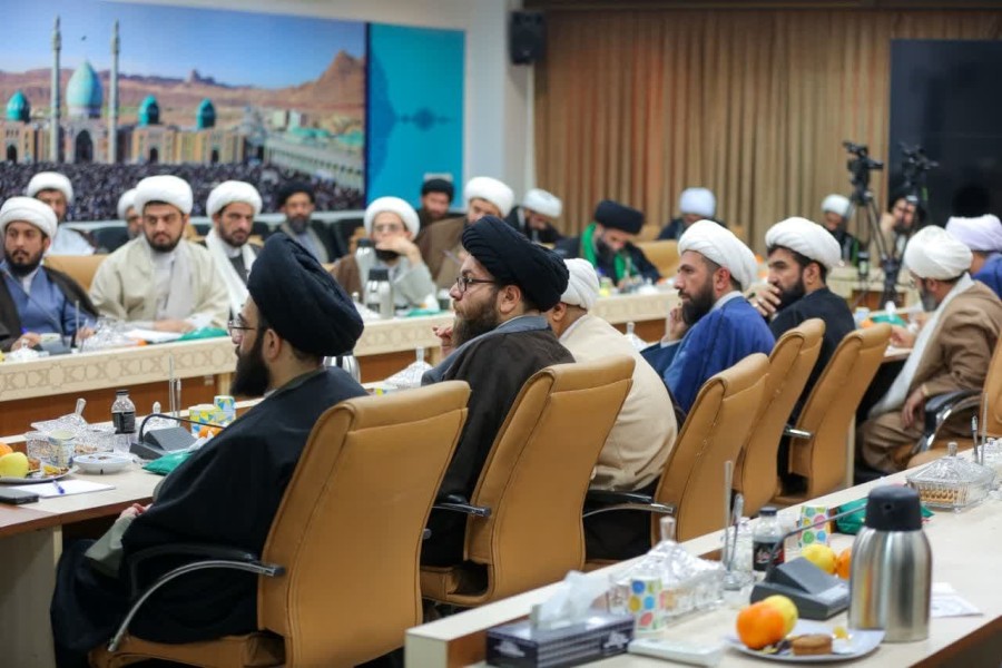 دوازدهمین نشست جمعی‌از منبری‌های جوان هیأت‌های کشور