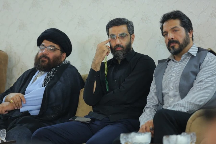 دوازدهمین نشست صمیمانه جمعی‌‌از ستایشگران جوان اهل‌بیت(ع) 