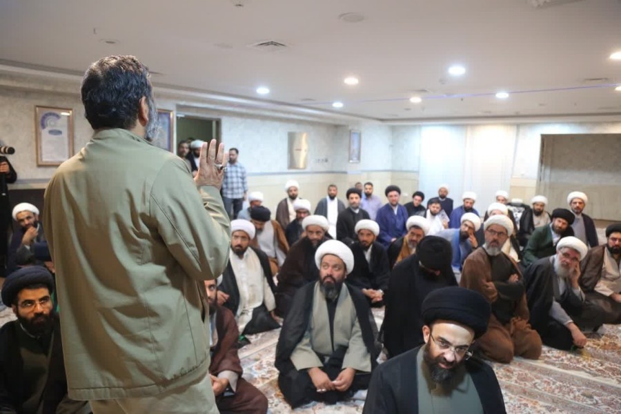 چهاردهمین نشست جمعی‌از منبری‌های هیأت‌های کشور