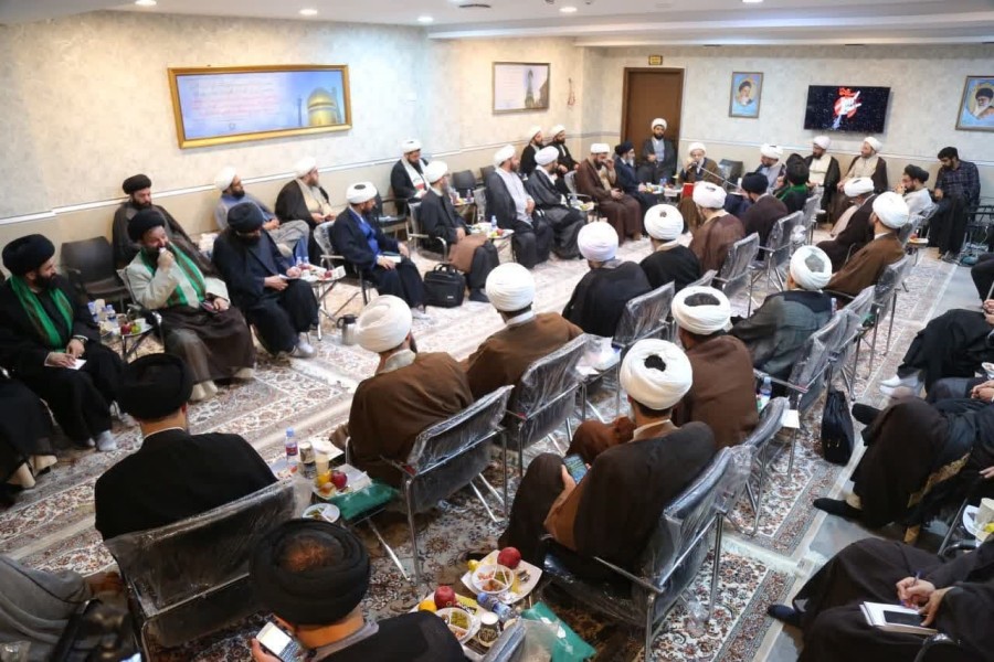 چهاردهمین نشست جمعی‌از منبری‌های هیأت‌های کشور