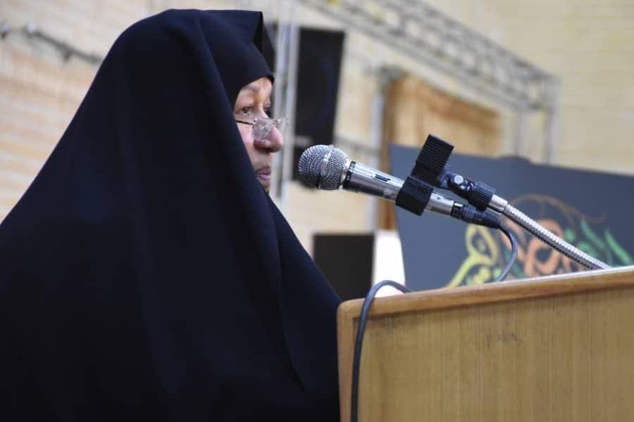 استاد درس خارج حوزه علمیه خواهران: بهترین کارکرد هیأت‌های مذهبی خودسازی و حرکت در مسیر عاشوراست
