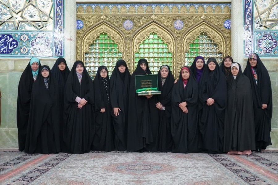 در اختتامیه رویداد هنری لبخند خدا؛ بانوی پرچم‌دار فاطمه(س) مشخص شد .