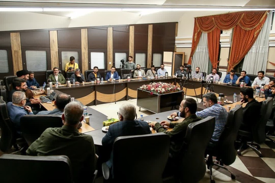 پنجمین نشست صمیمانه جمعی از ستایشگران جوان استان قزوین 