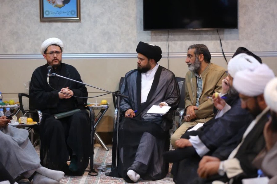 چهاردهمین نشست جمعی‌از منبری‌های هیأت‌های کشور